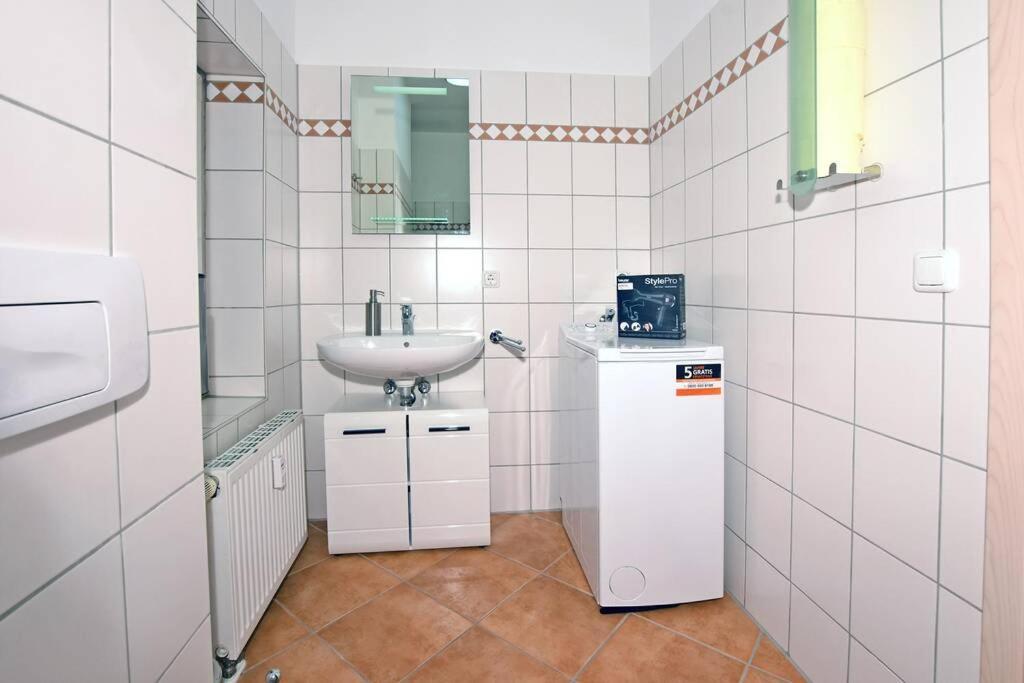 Stylish City Apartment In Цвікау Екстер'єр фото