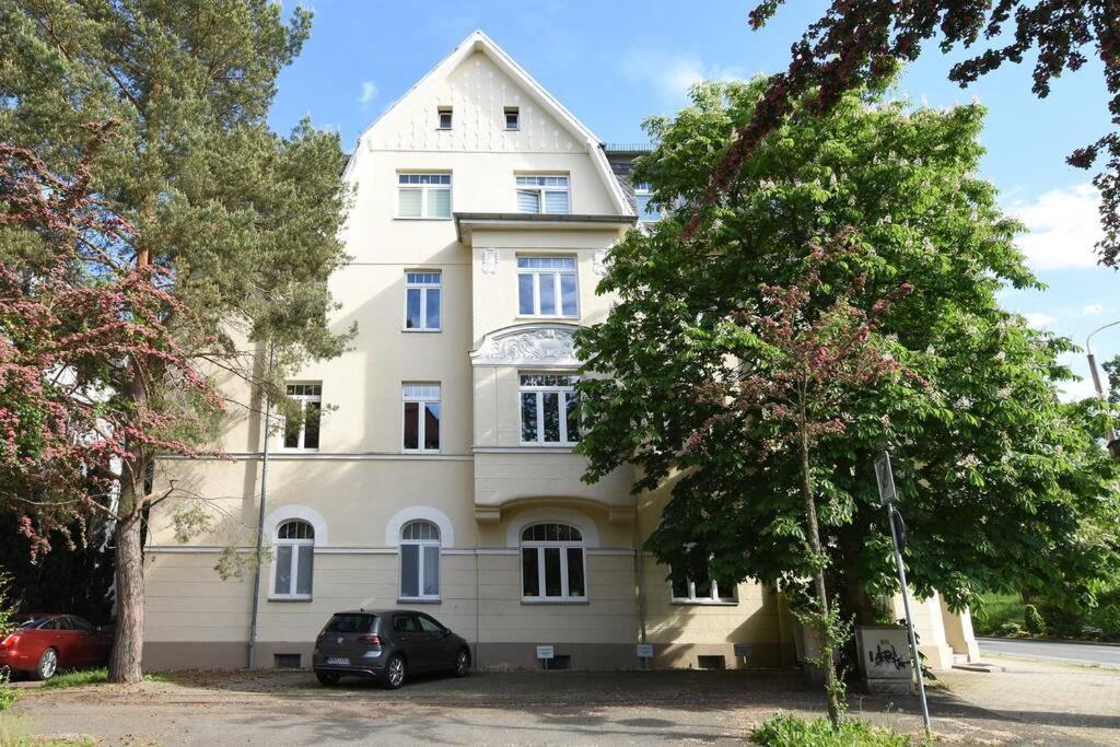 Stylish City Apartment In Цвікау Екстер'єр фото